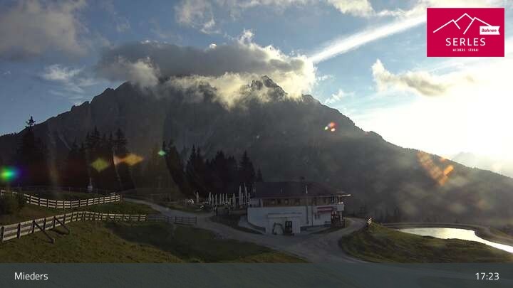 Archived image Webcam Mieders - panoramic view of mountain station Koppeneck