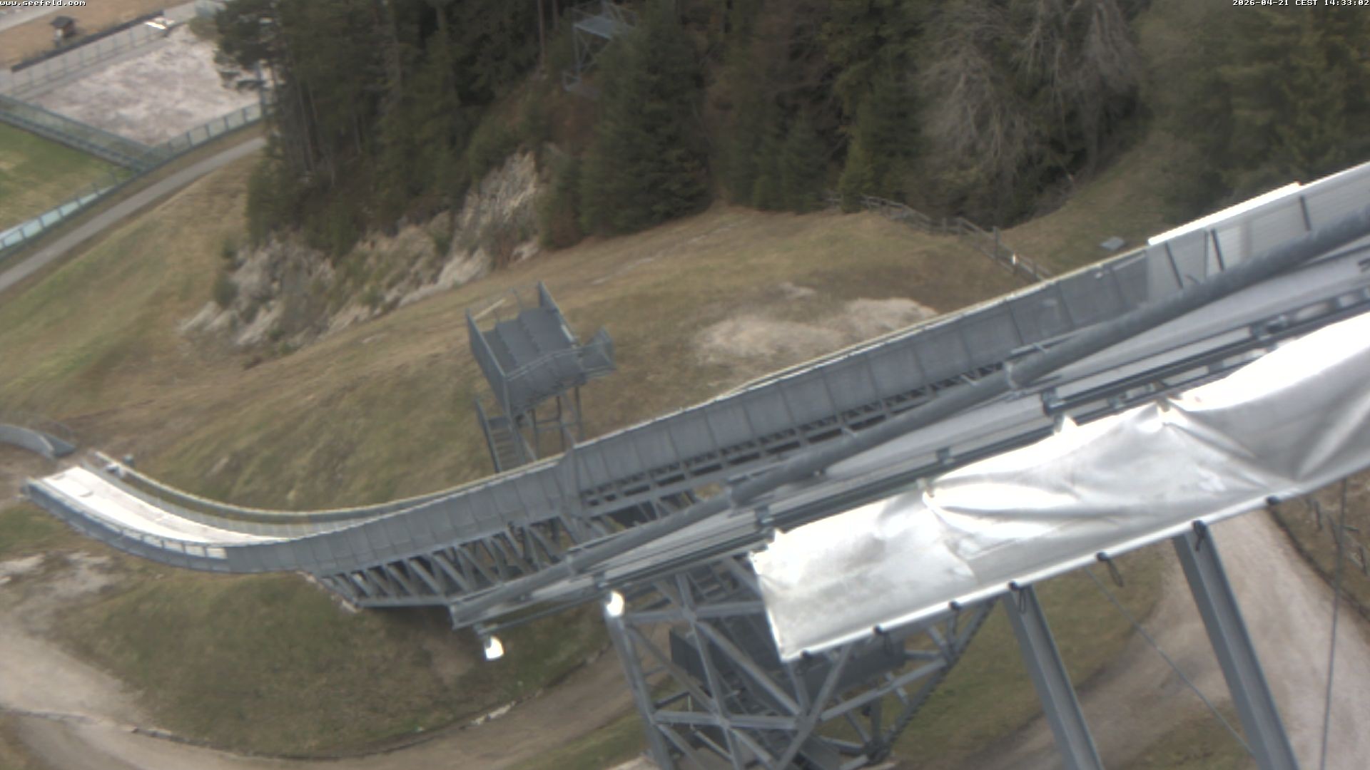 Archived image Webcam ski jump, Seefeld in Tyrol