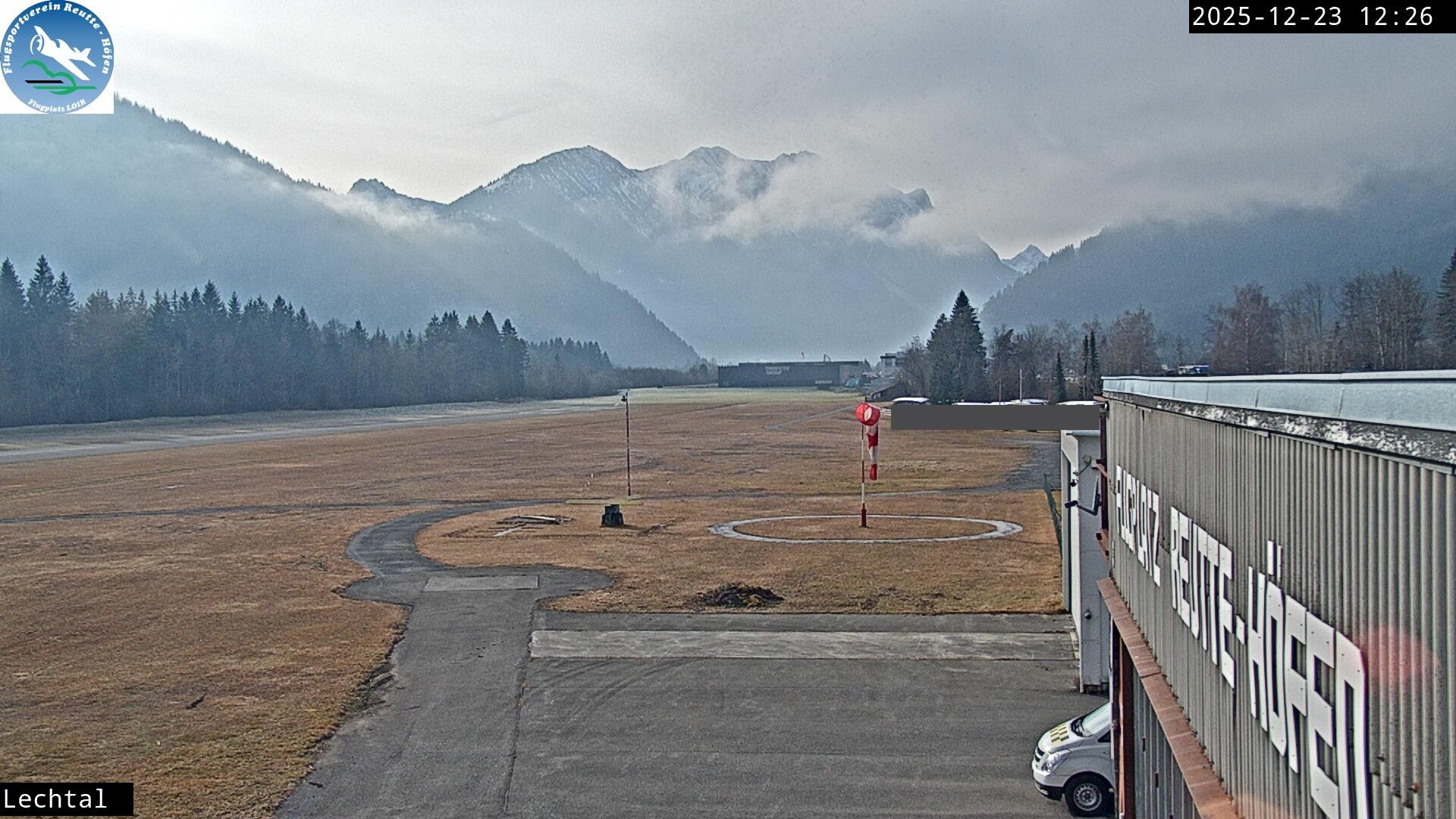 Archiv Foto Webcam Flugplatz Höfen, Tirol