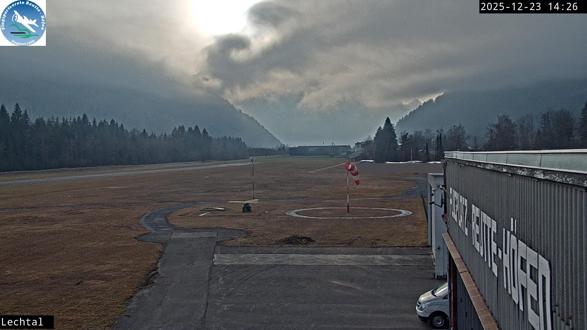 Archiv Foto Webcam Flugplatz Höfen, Tirol