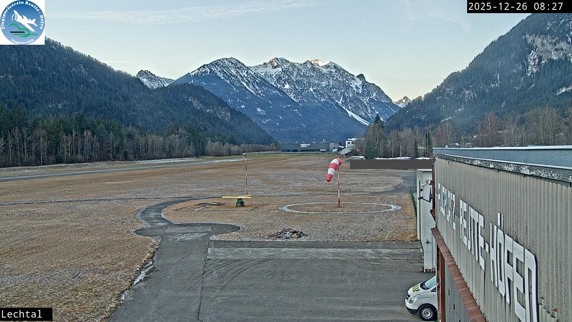 Archiv Foto Webcam Flugplatz Höfen, Tirol