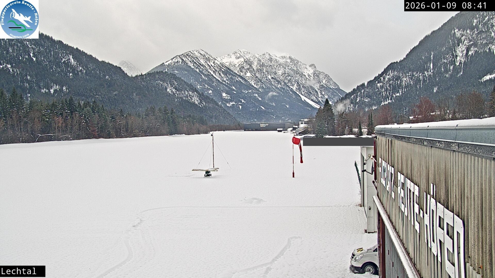 Archiv Foto Webcam Flugplatz Höfen, Tirol