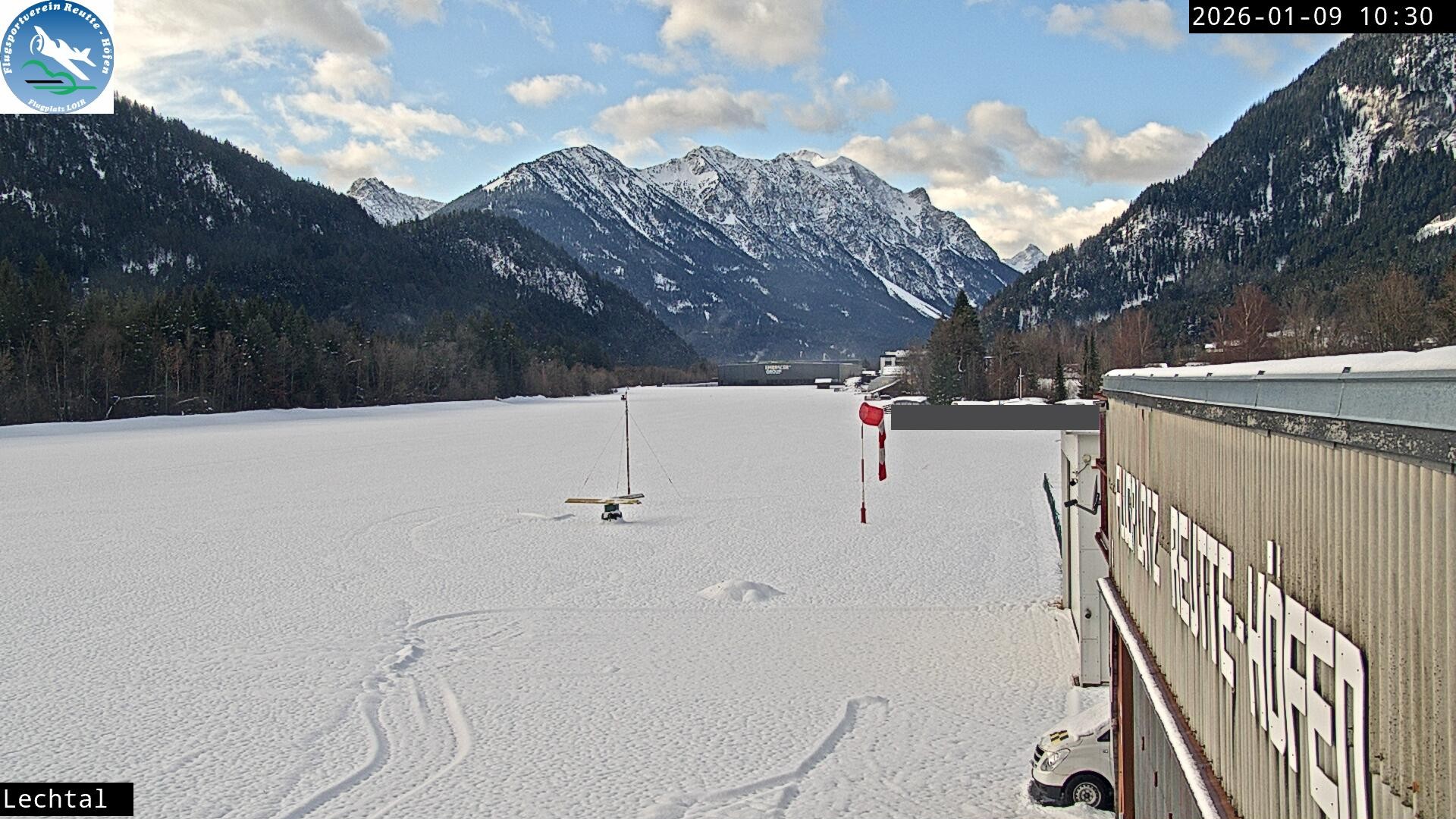 Archiv Foto Webcam Flugplatz Höfen, Tirol