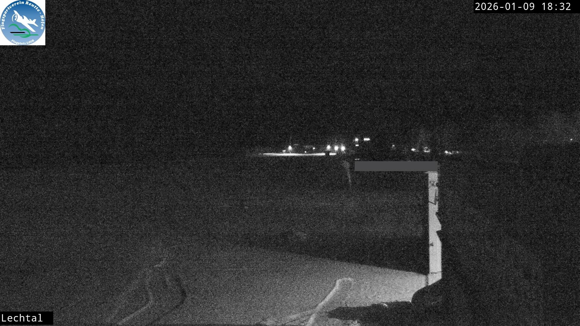 Archiv Foto Webcam Flugplatz Höfen, Tirol