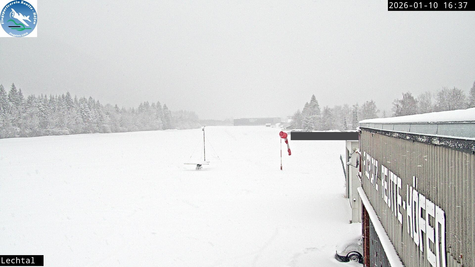 Archived image Webcam Hoefen airport, Tyrol