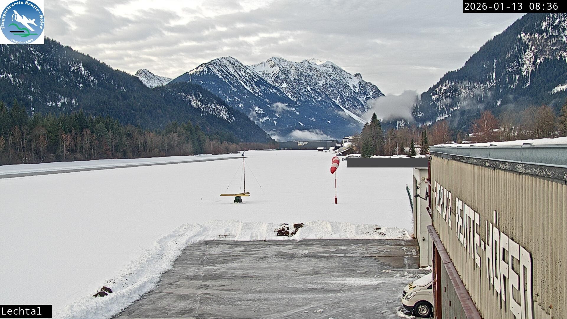 Archiv Foto Webcam Flugplatz Höfen, Tirol