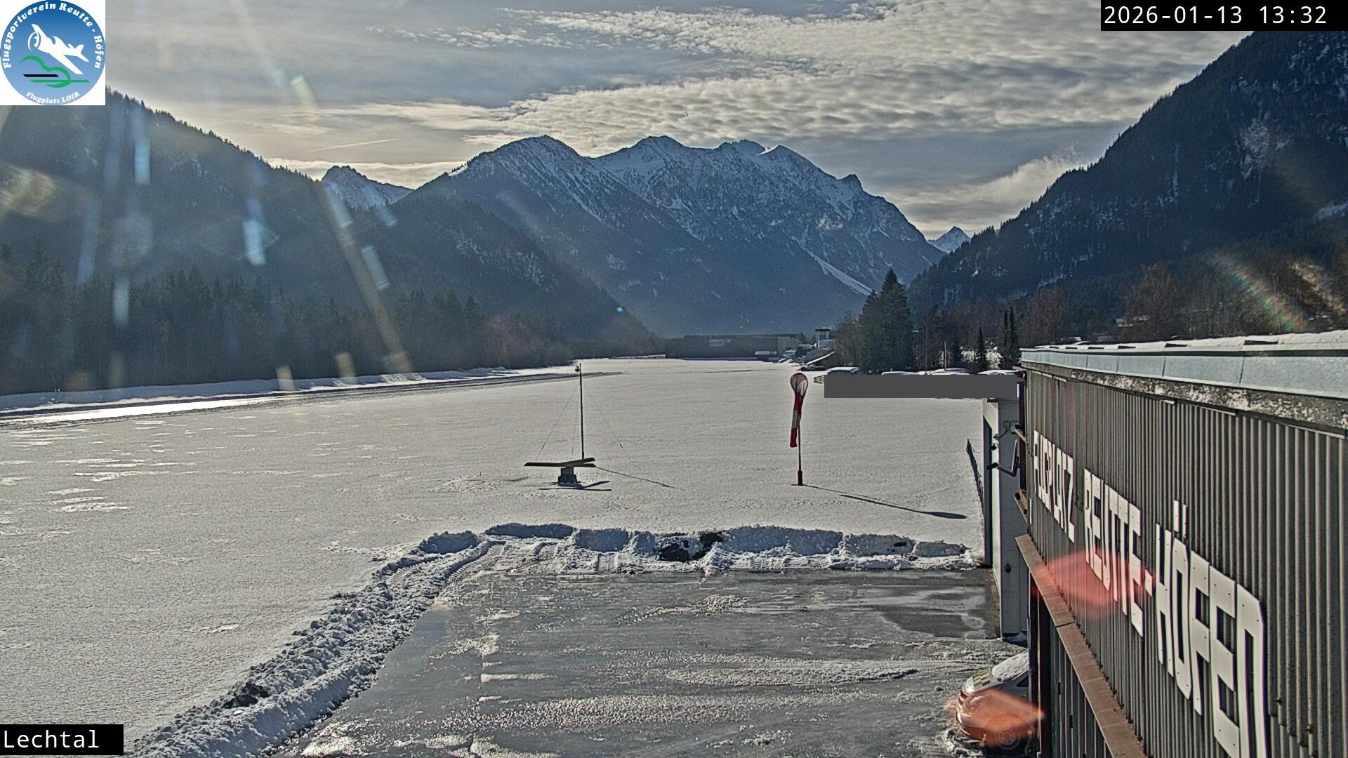 Archiv Foto Webcam Flugplatz Höfen, Tirol
