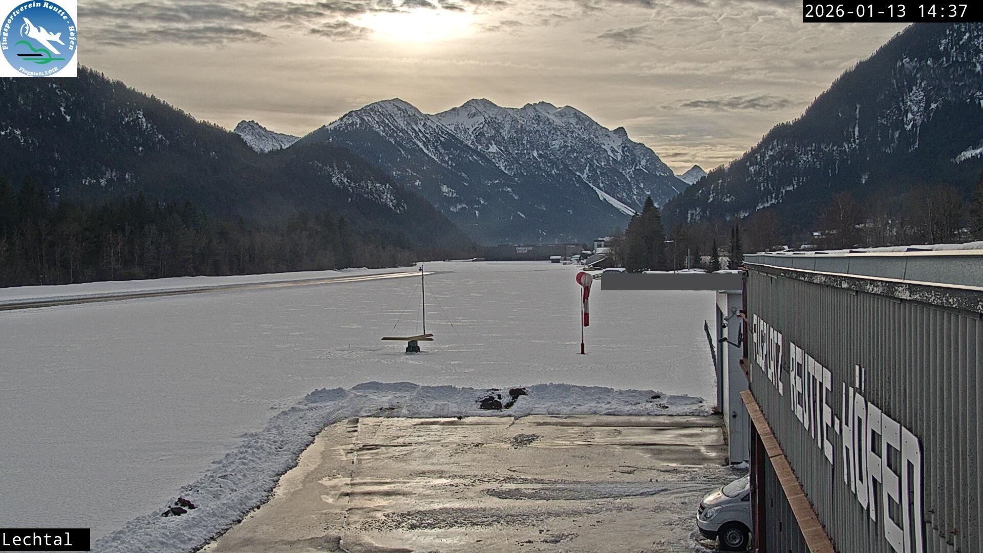 Archiv Foto Webcam Flugplatz Höfen, Tirol