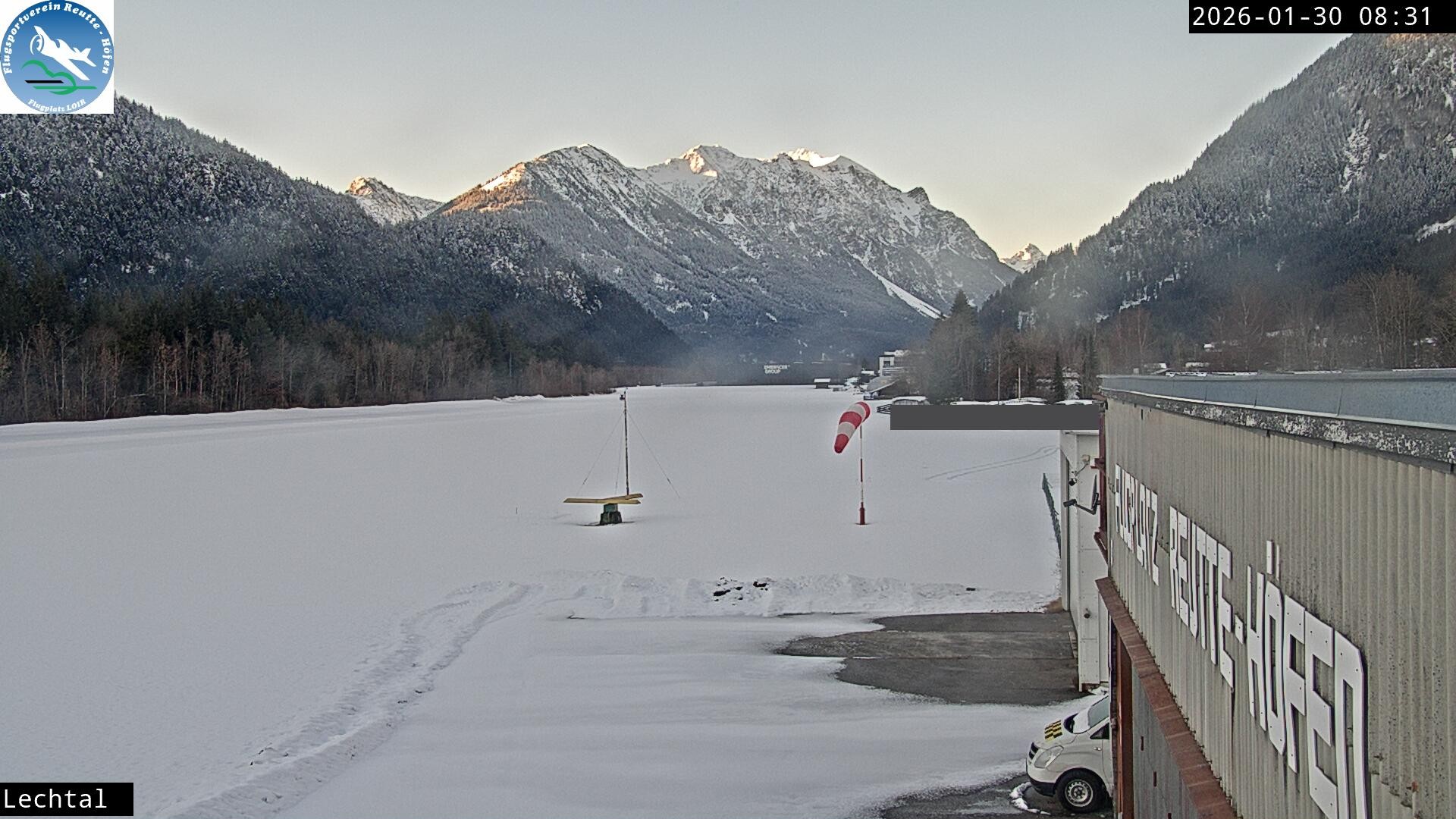 Archiv Foto Webcam Flugplatz Höfen, Tirol