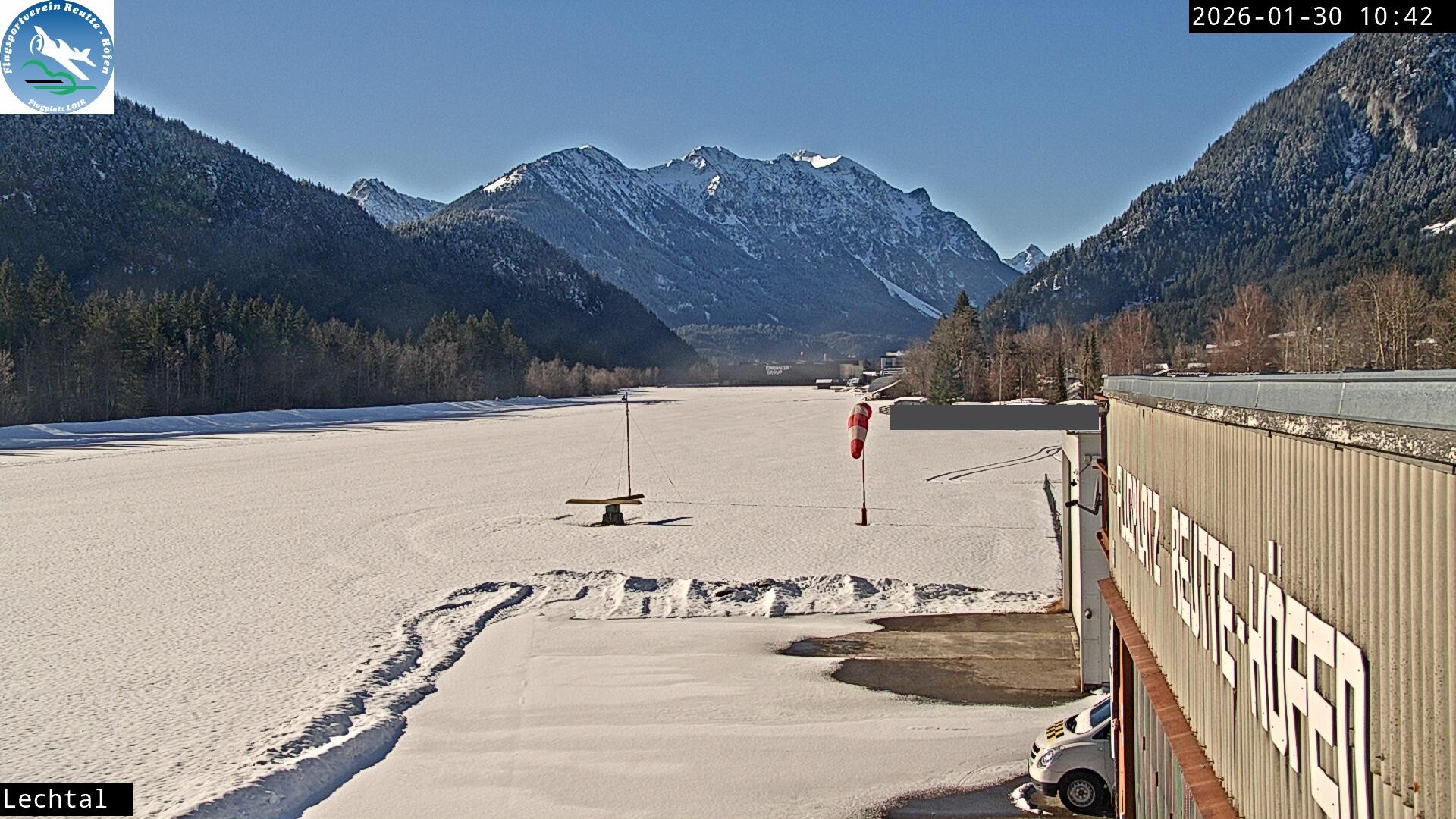 Archiv Foto Webcam Flugplatz Höfen, Tirol