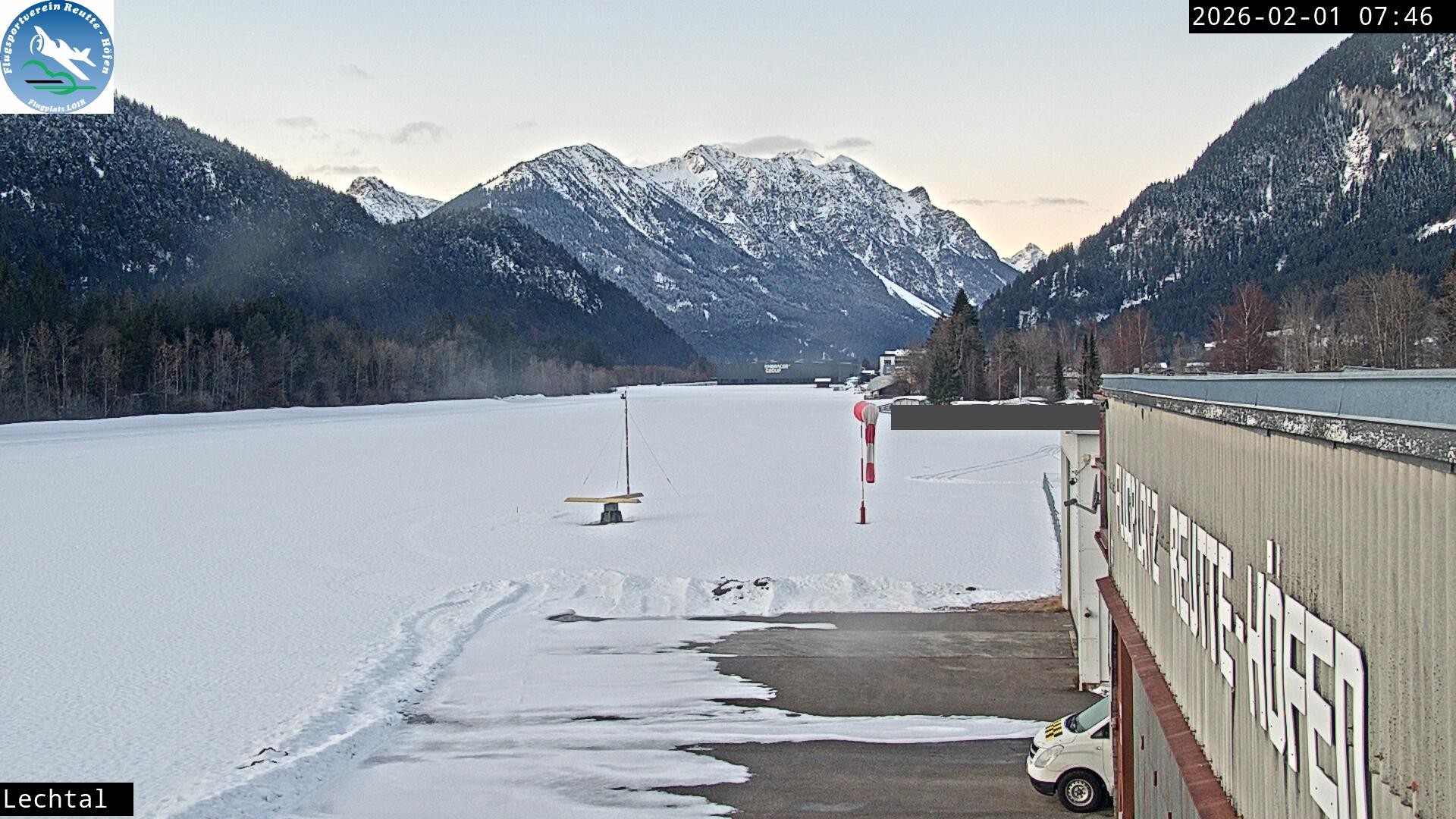 Archiv Foto Webcam Flugplatz Höfen, Tirol