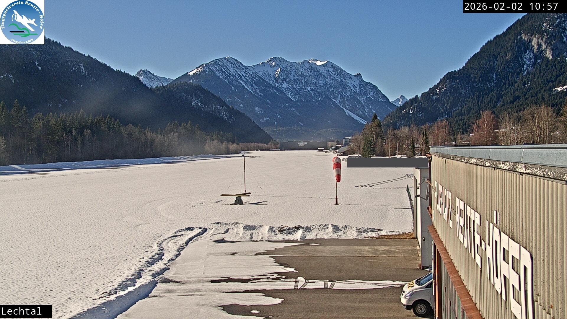 Archiv Foto Webcam Flugplatz Höfen, Tirol
