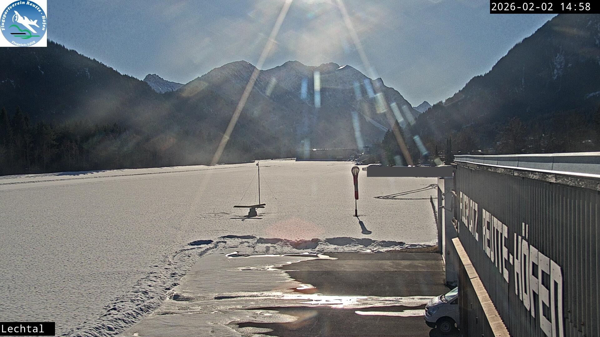 Archived image Webcam Hoefen airport, Tyrol