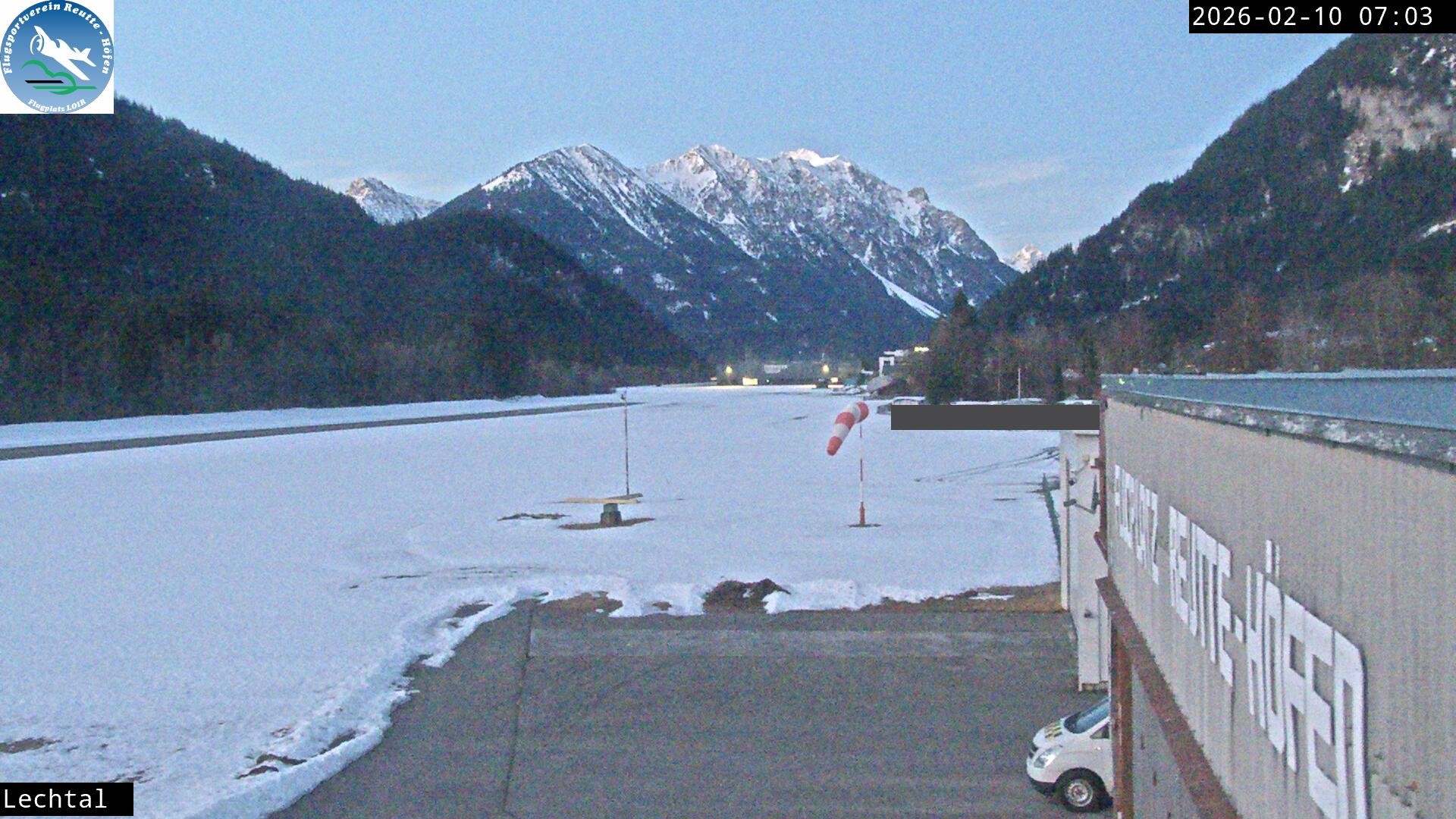 Archiv Foto Webcam Flugplatz Höfen, Tirol