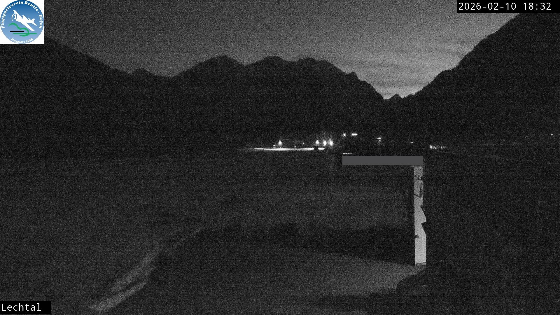 Archiv Foto Webcam Flugplatz Höfen, Tirol