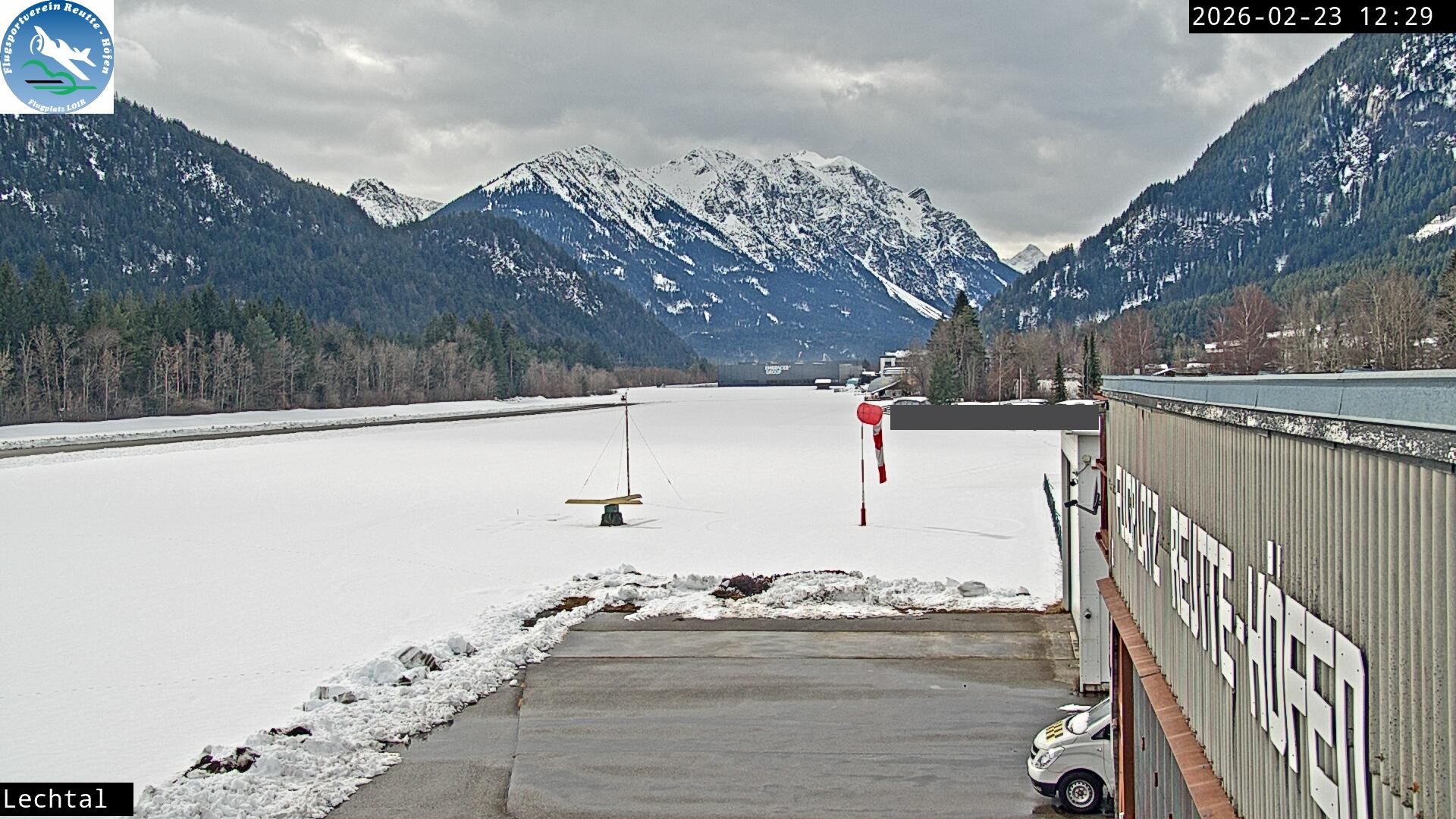 Archiv Foto Webcam Flugplatz Höfen, Tirol