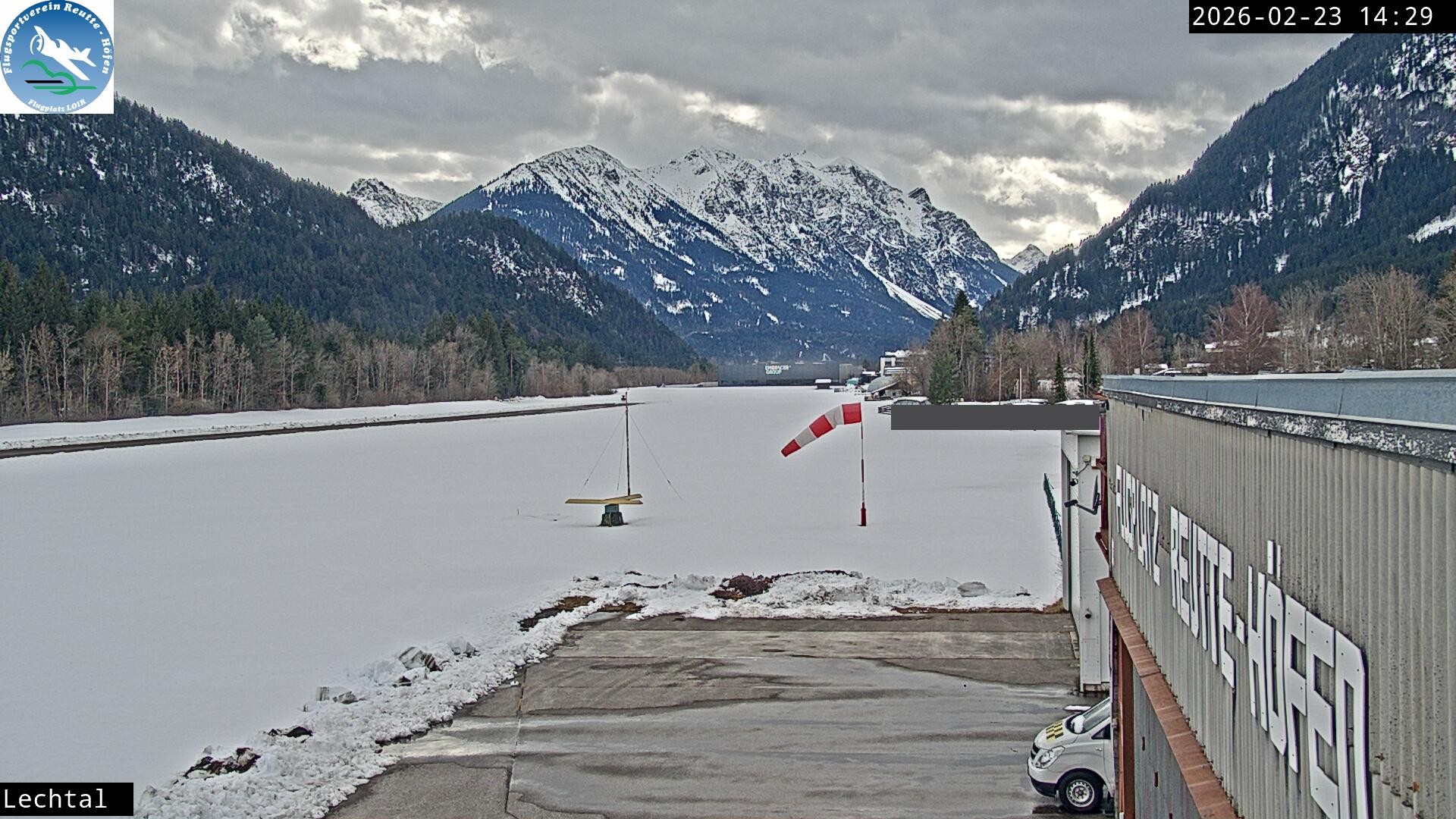Archiv Foto Webcam Flugplatz Höfen, Tirol