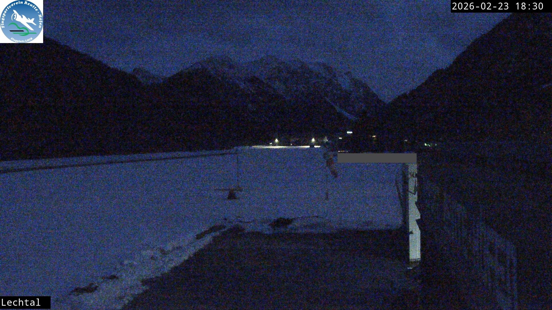 Archiv Foto Webcam Flugplatz Höfen, Tirol