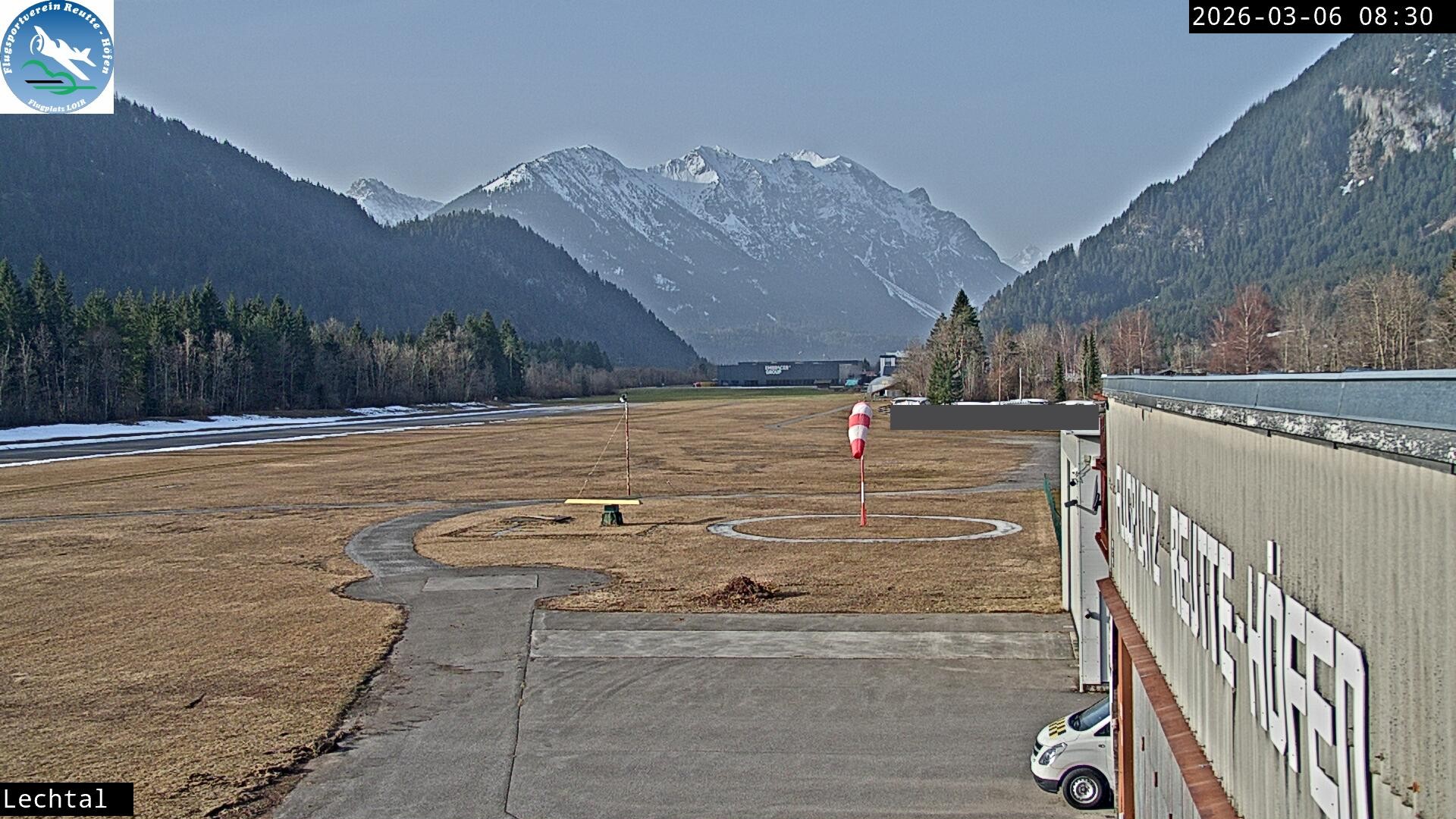 Archiv Foto Webcam Flugplatz Höfen, Tirol