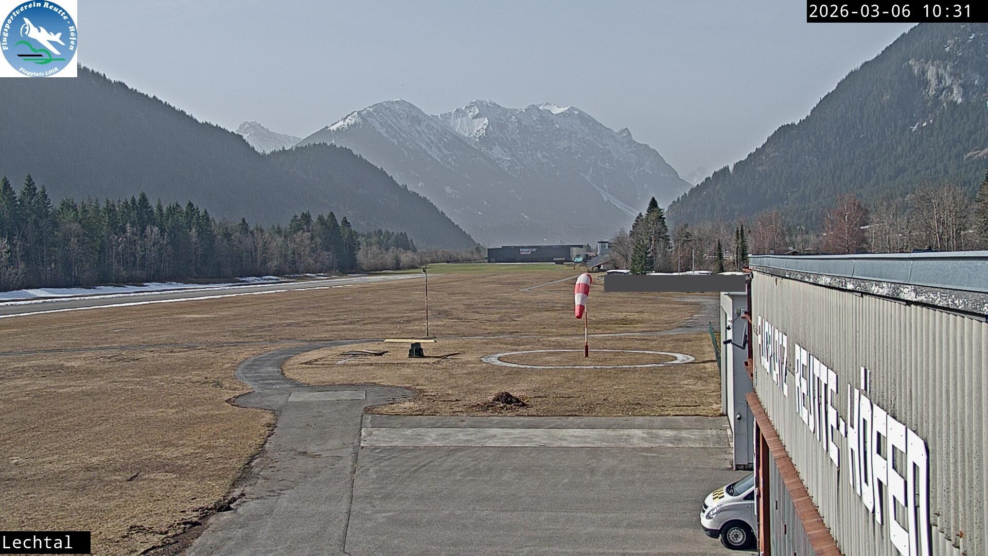 Archiv Foto Webcam Flugplatz Höfen, Tirol