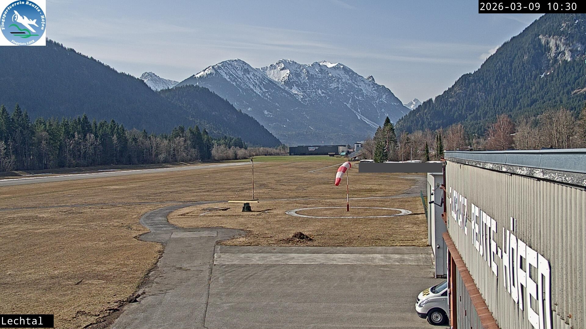 Archiv Foto Webcam Flugplatz Höfen, Tirol