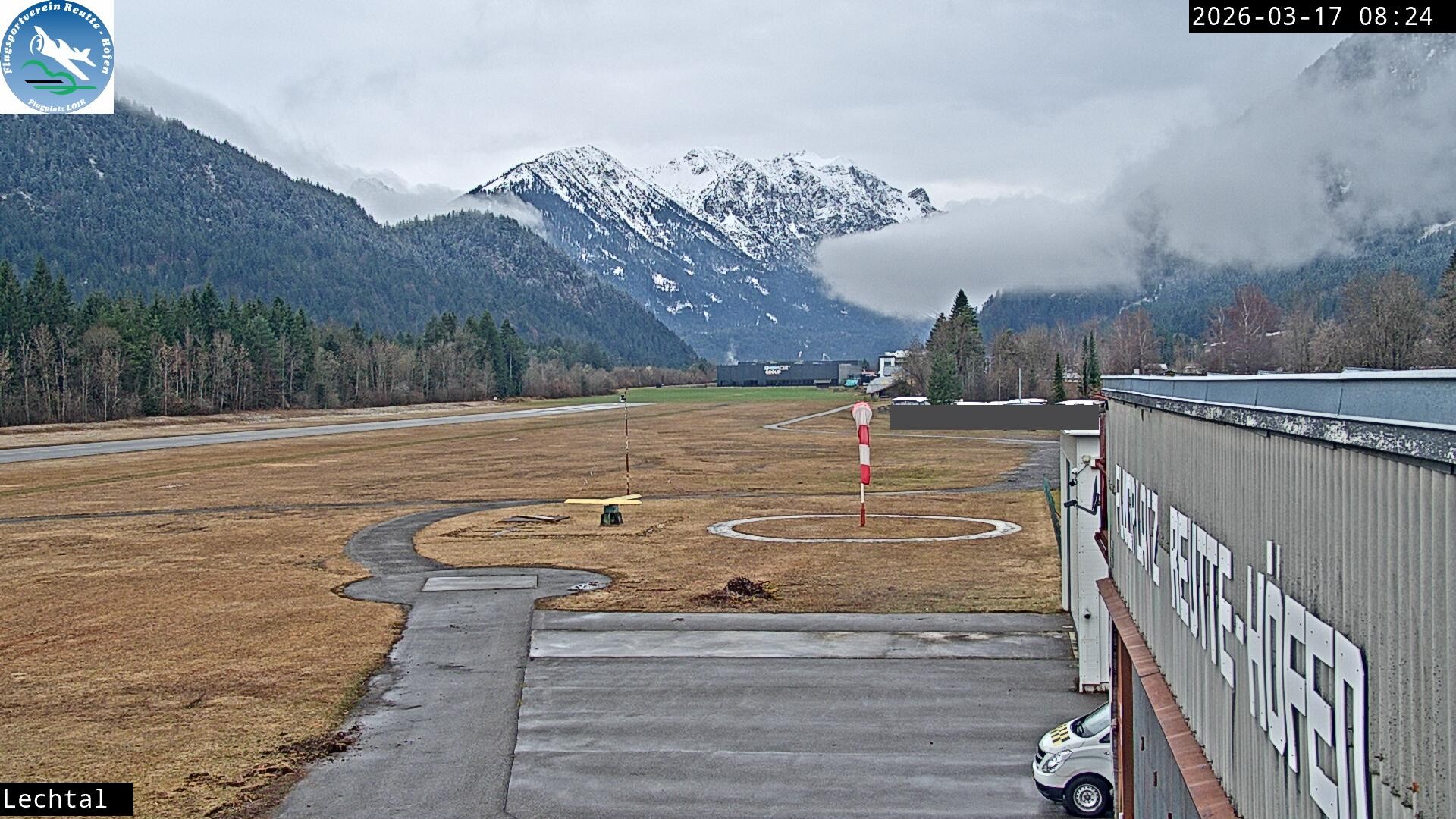 Archiv Foto Webcam Flugplatz Höfen, Tirol