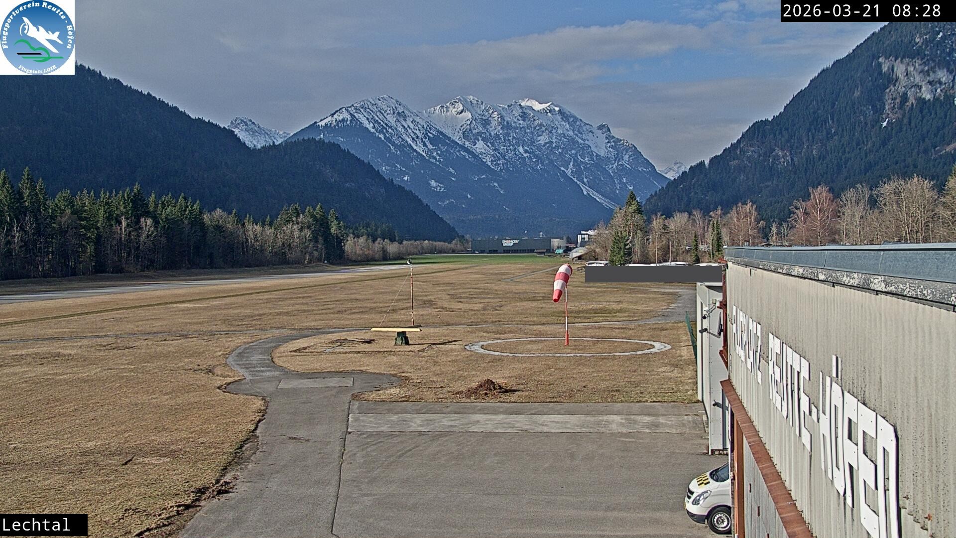 Archiv Foto Webcam Flugplatz Höfen, Tirol