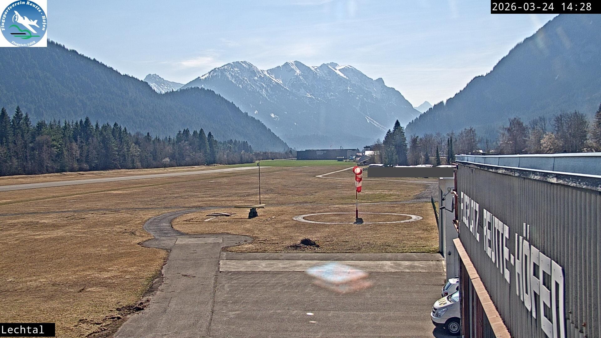 Archiv Foto Webcam Flugplatz Höfen, Tirol