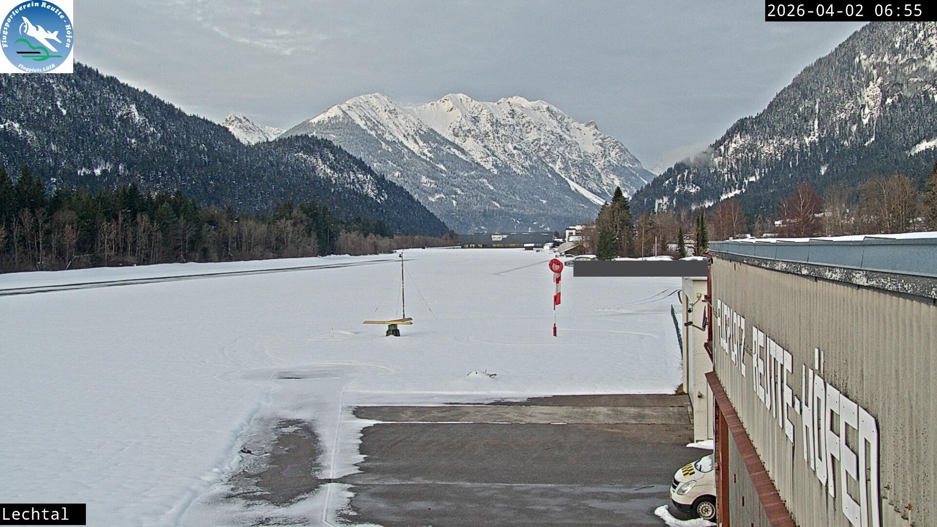 Archiv Foto Webcam Flugplatz Höfen, Tirol