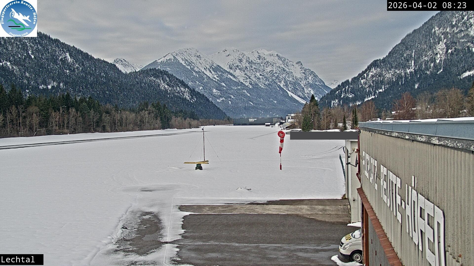 Archiv Foto Webcam Flugplatz Höfen, Tirol