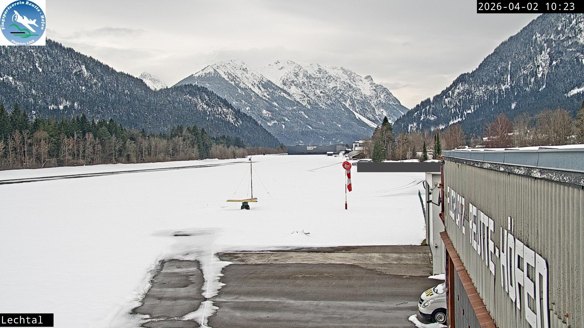 Archiv Foto Webcam Flugplatz Höfen, Tirol