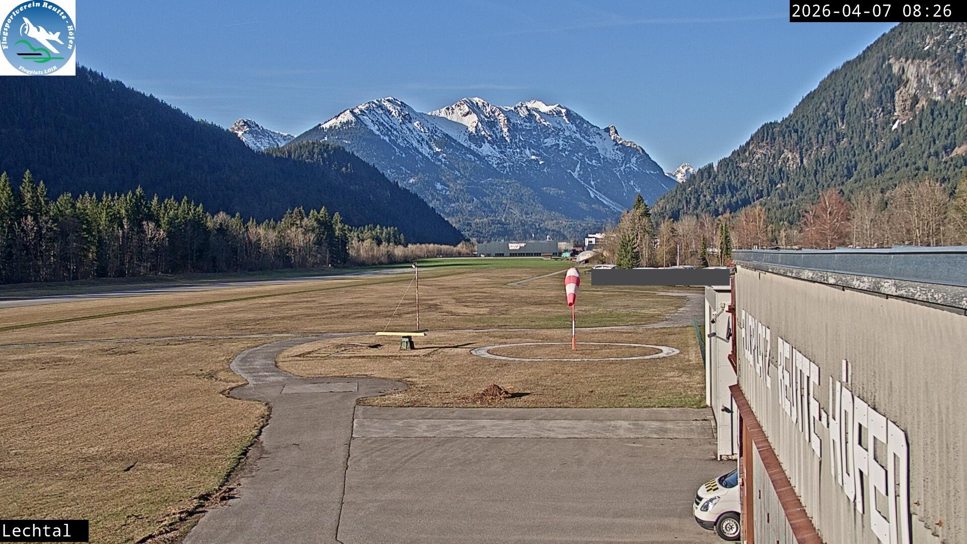 Archiv Foto Webcam Flugplatz Höfen, Tirol
