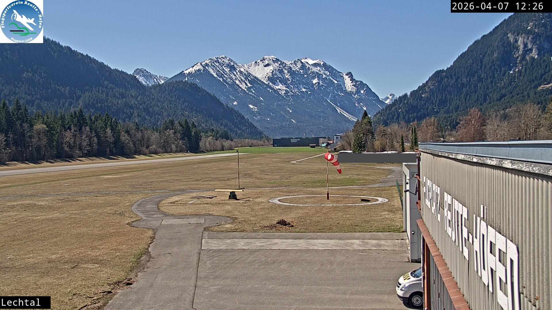Archiv Foto Webcam Flugplatz Höfen, Tirol
