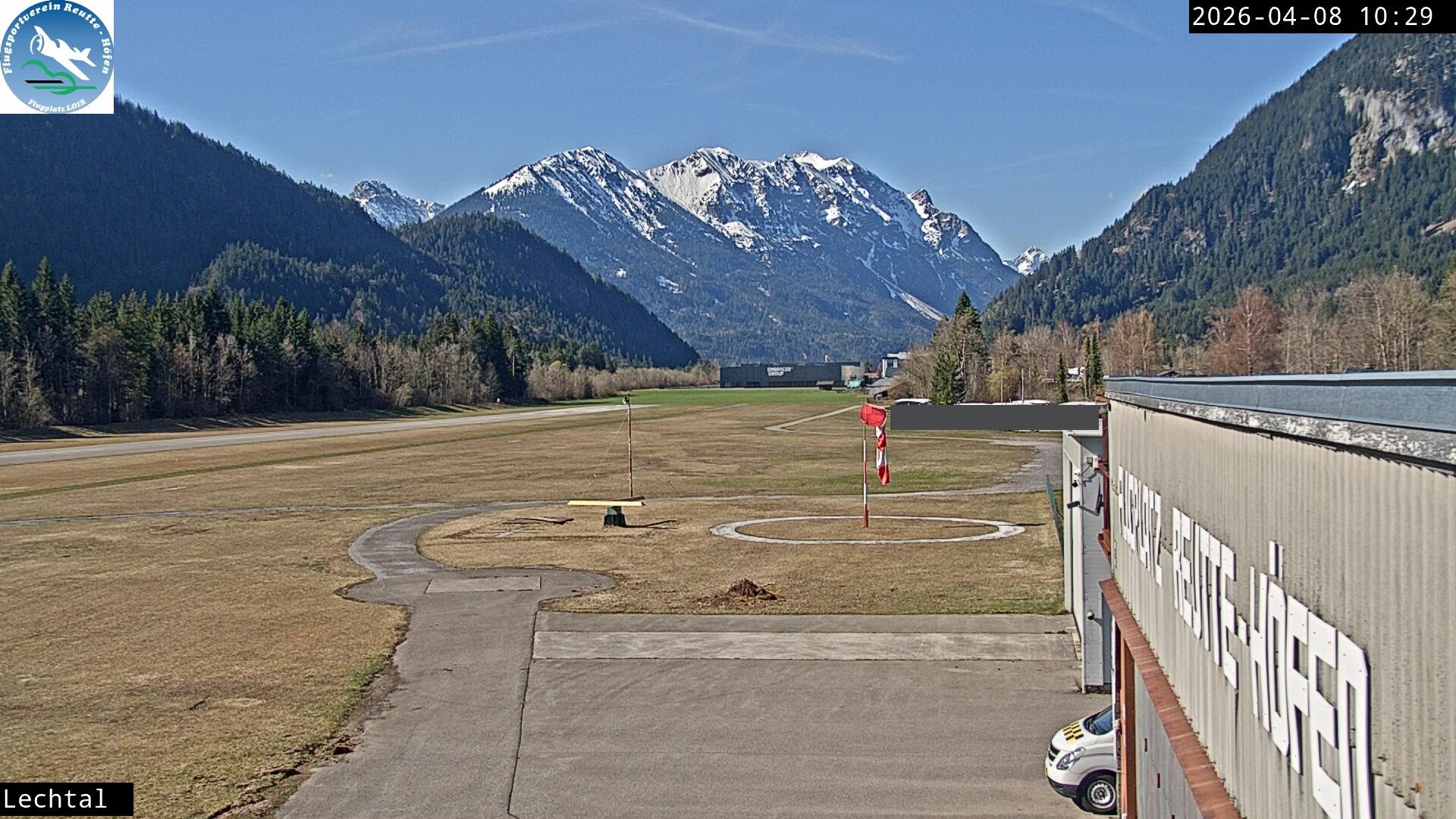Archived image Webcam Hoefen airport, Tyrol