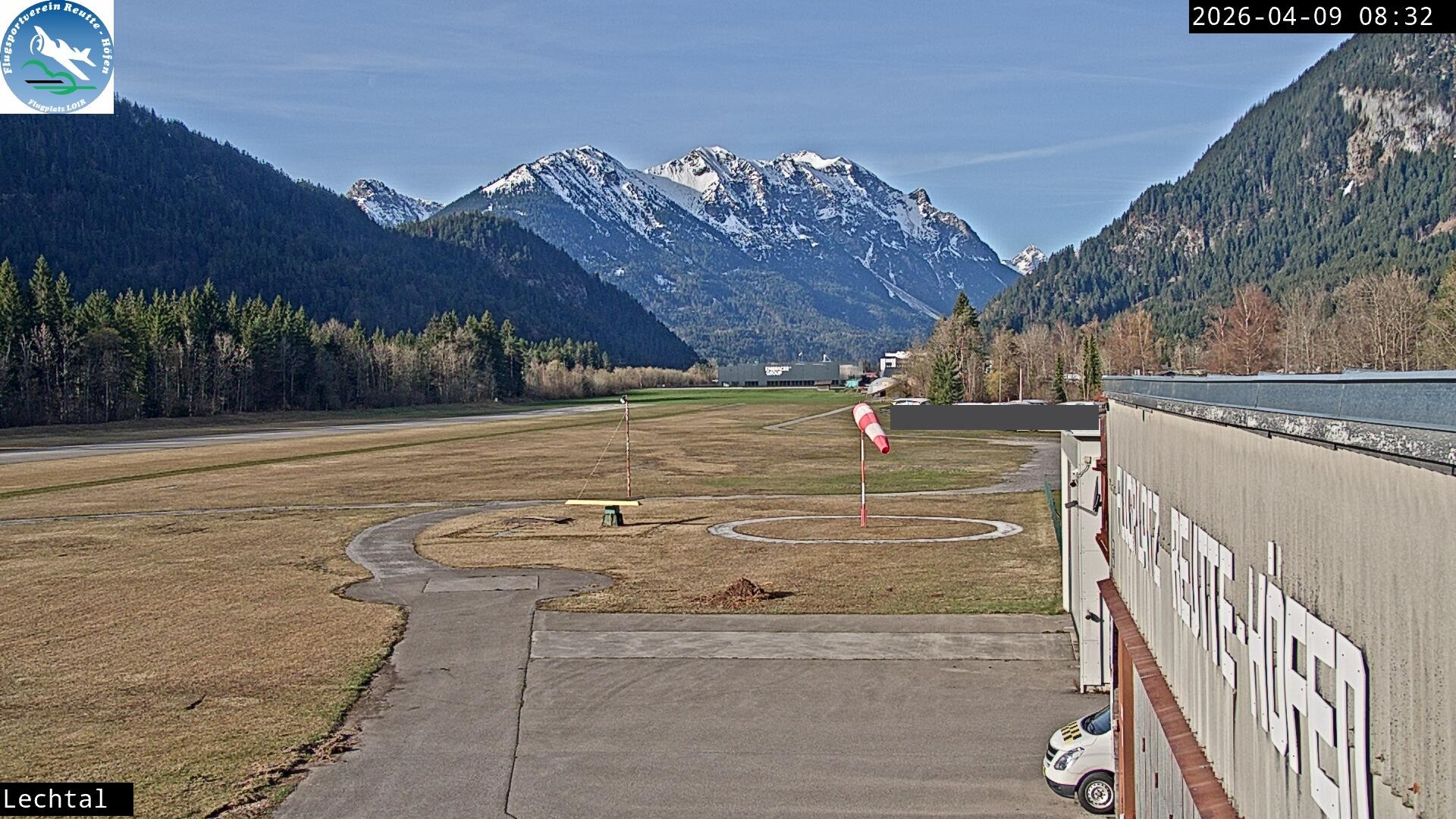 Archiv Foto Webcam Flugplatz Höfen, Tirol