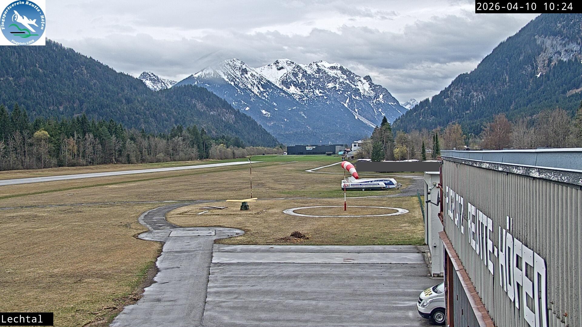 Archiv Foto Webcam Flugplatz Höfen, Tirol