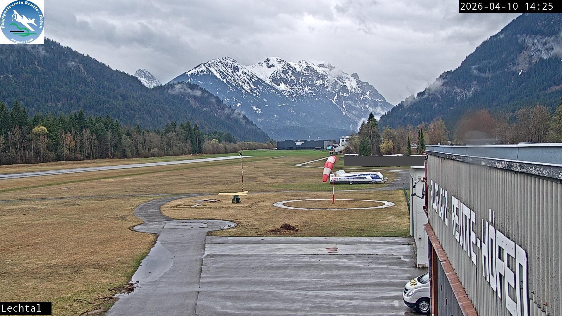Archiv Foto Webcam Flugplatz Höfen, Tirol