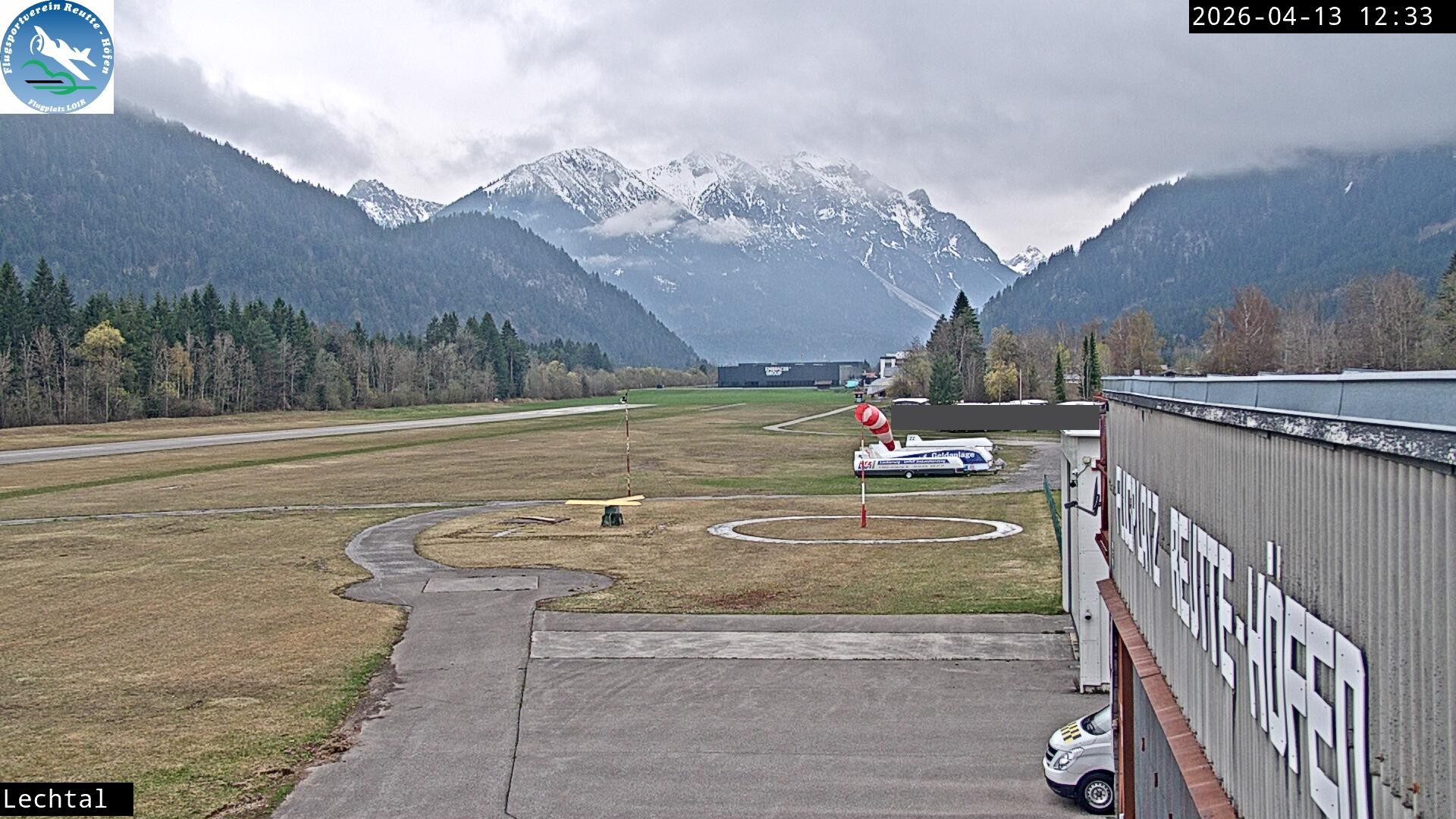 Archiv Foto Webcam Flugplatz Höfen, Tirol