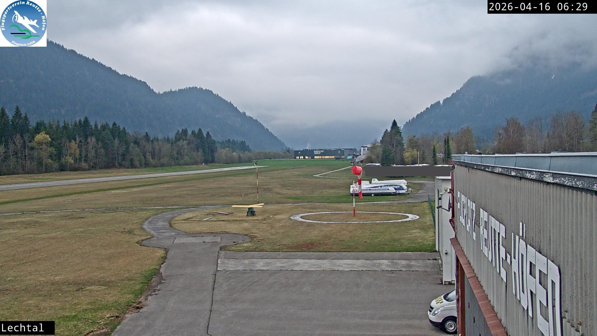 Archiv Foto Webcam Flugplatz Höfen, Tirol