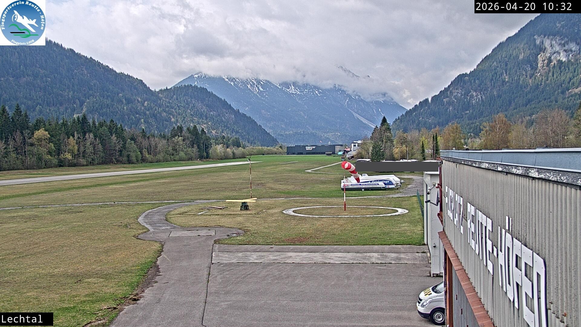 Archiv Foto Webcam Flugplatz Höfen, Tirol