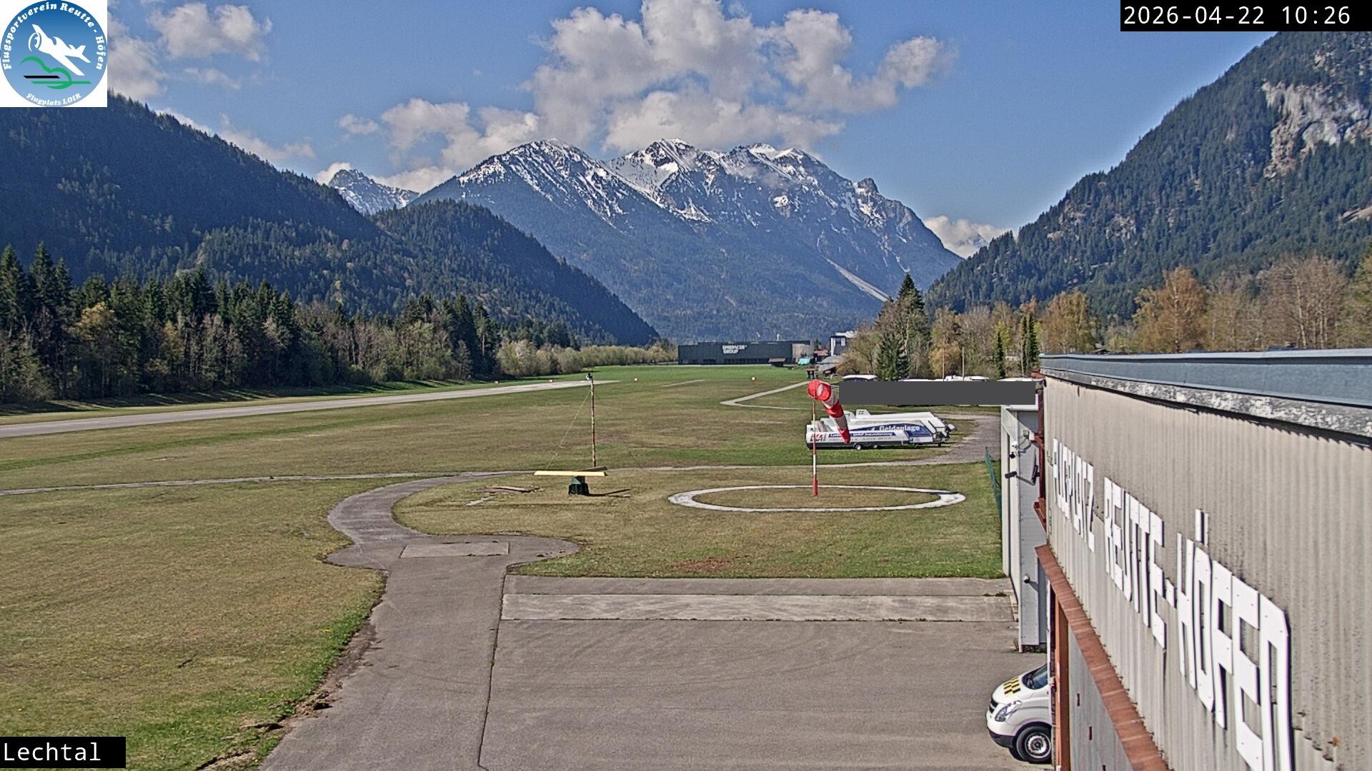Archiv Foto Webcam Flugplatz Höfen, Tirol