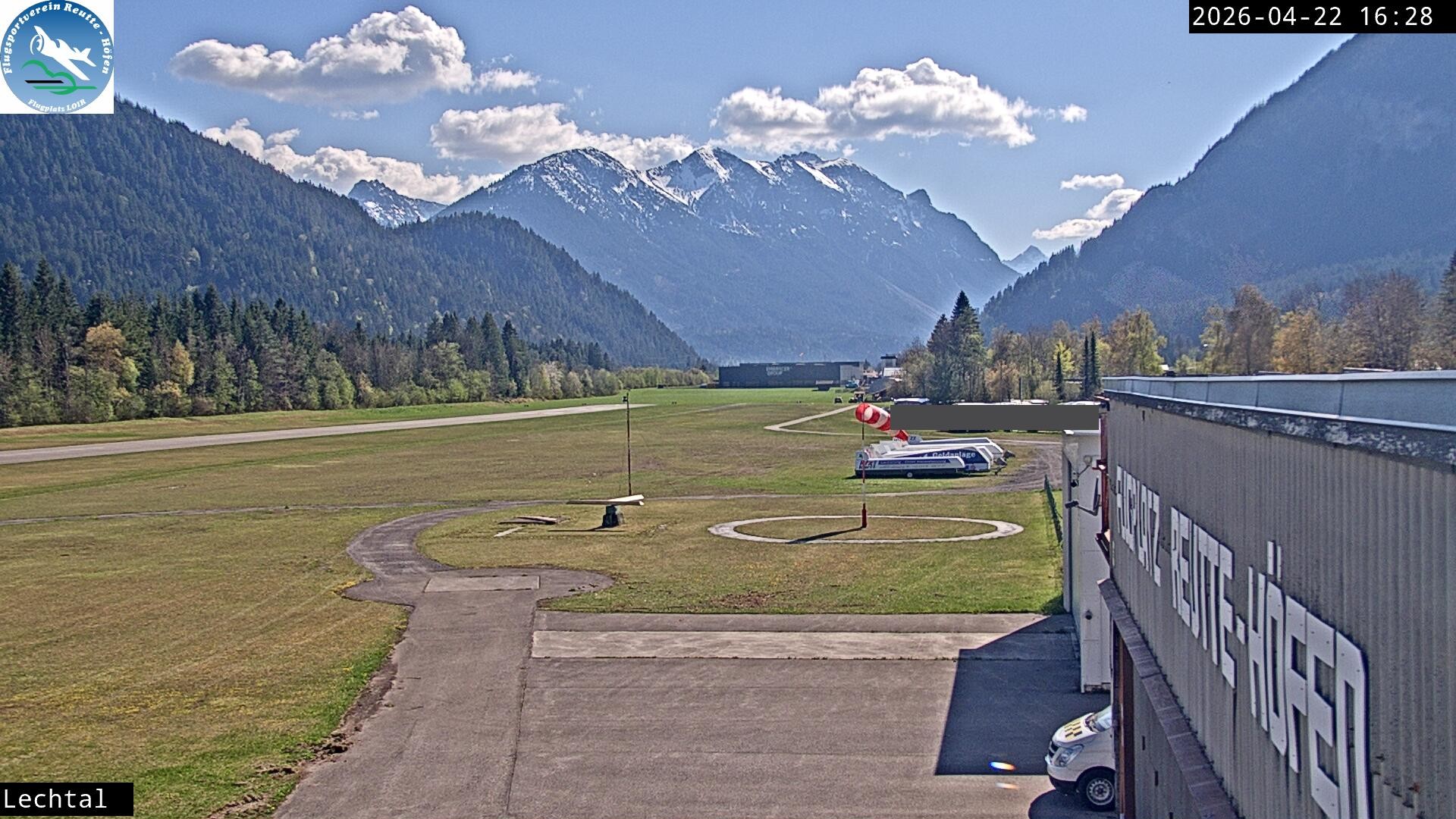 Archiv Foto Webcam Flugplatz Höfen, Tirol