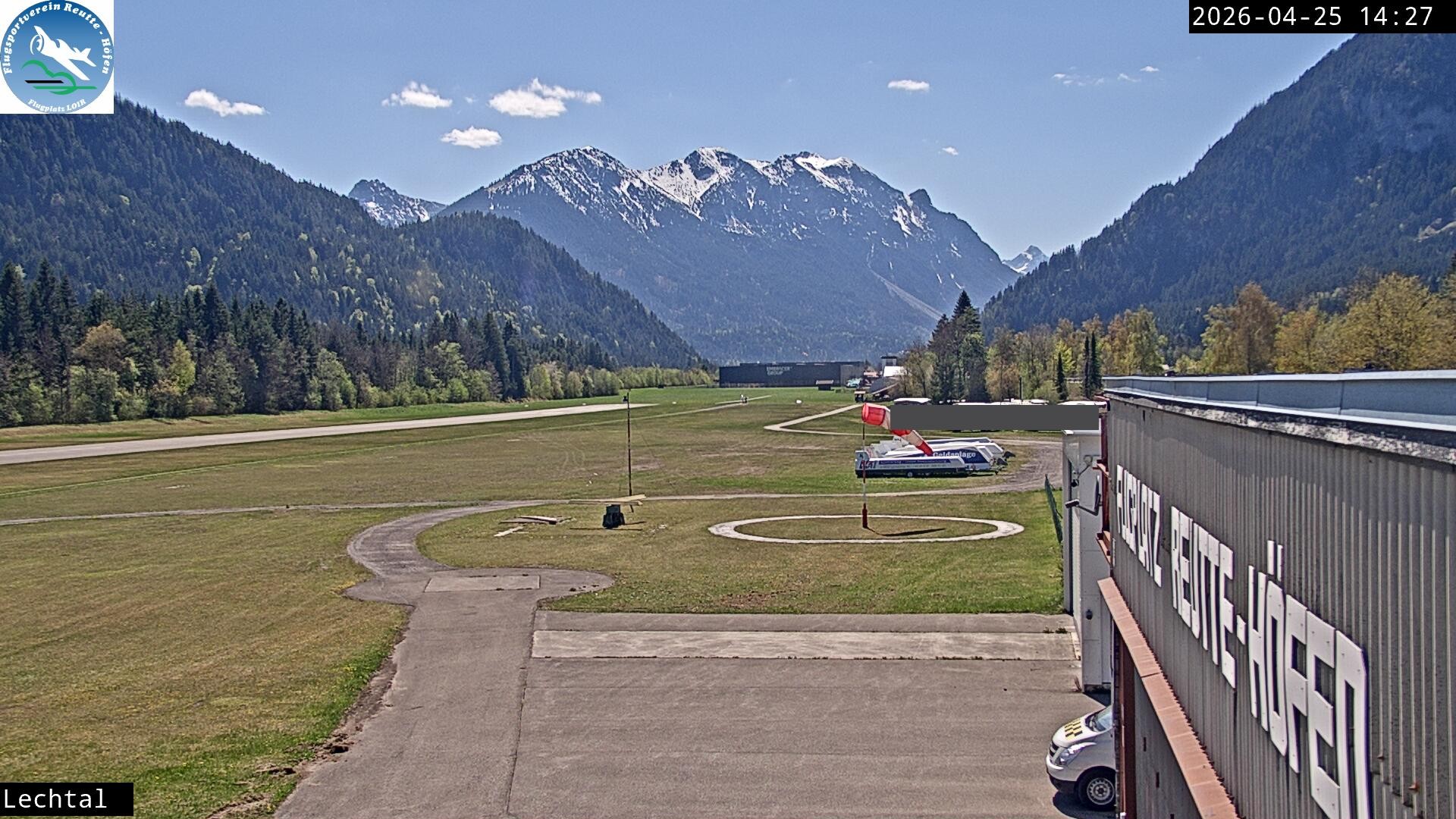 Archived image Webcam Hoefen airport, Tyrol