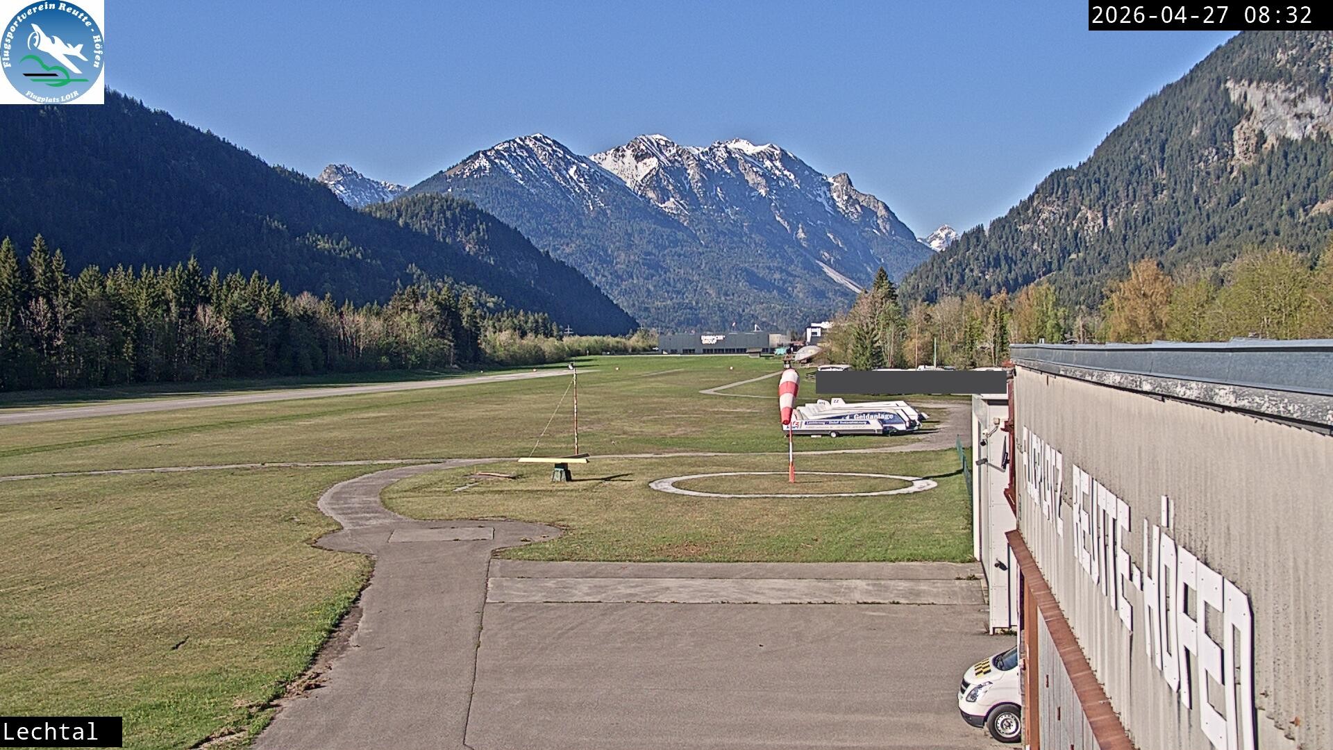 Archived image Webcam Hoefen airport, Tyrol