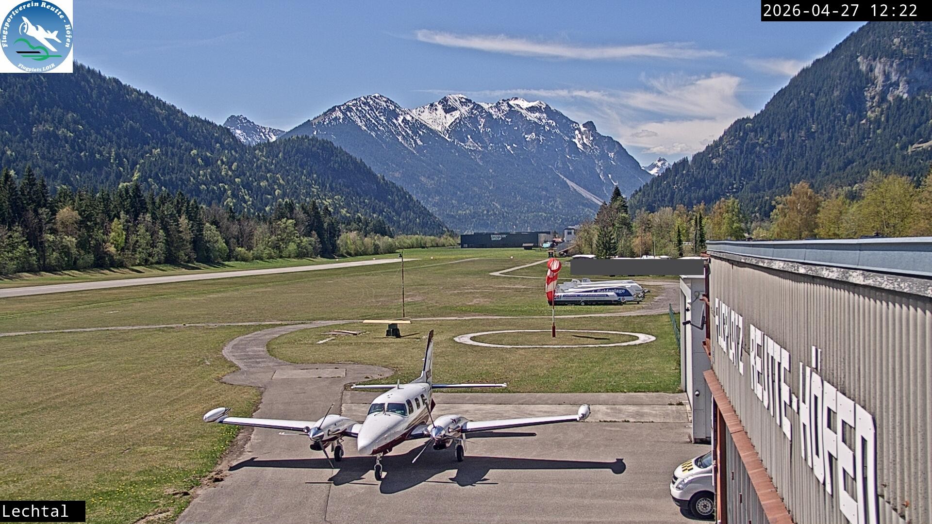 Archived image Webcam Hoefen airport, Tyrol