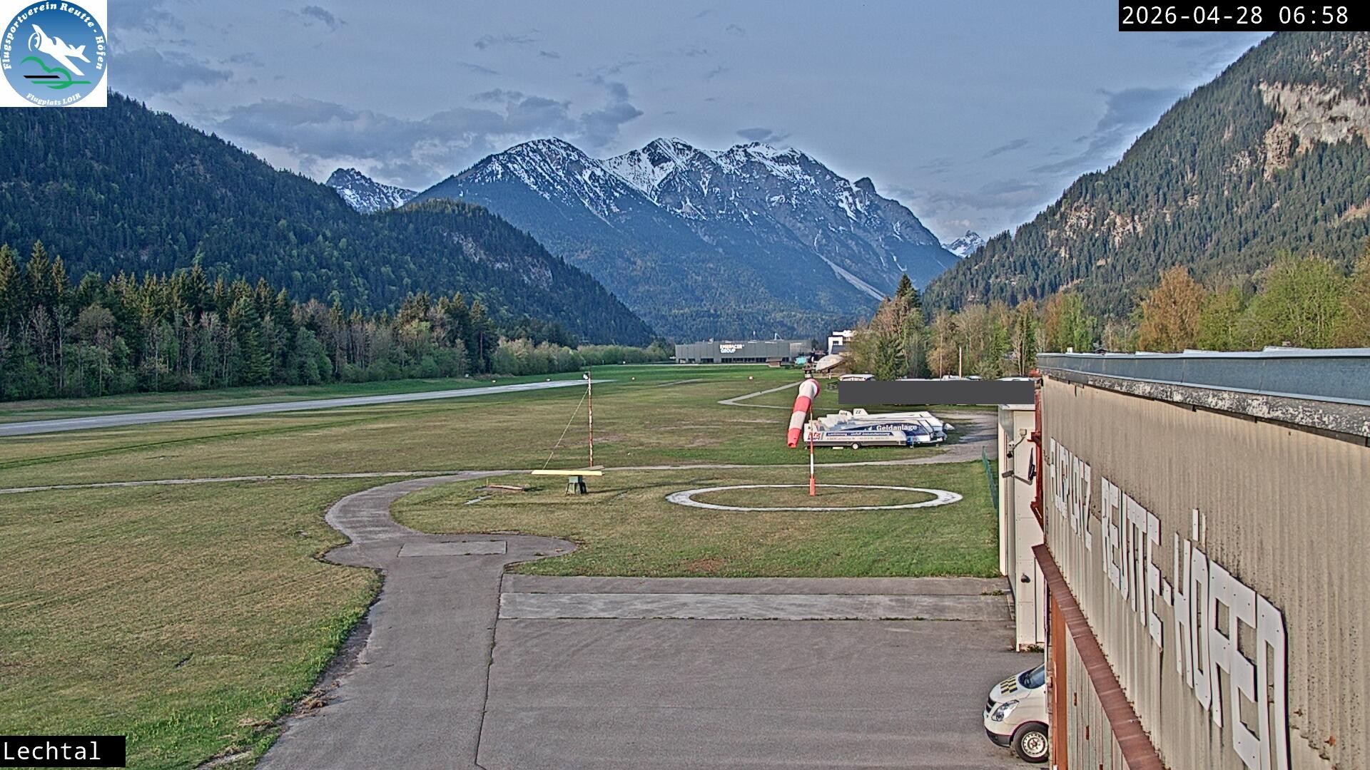 Archiv Foto Webcam Flugplatz Höfen, Tirol