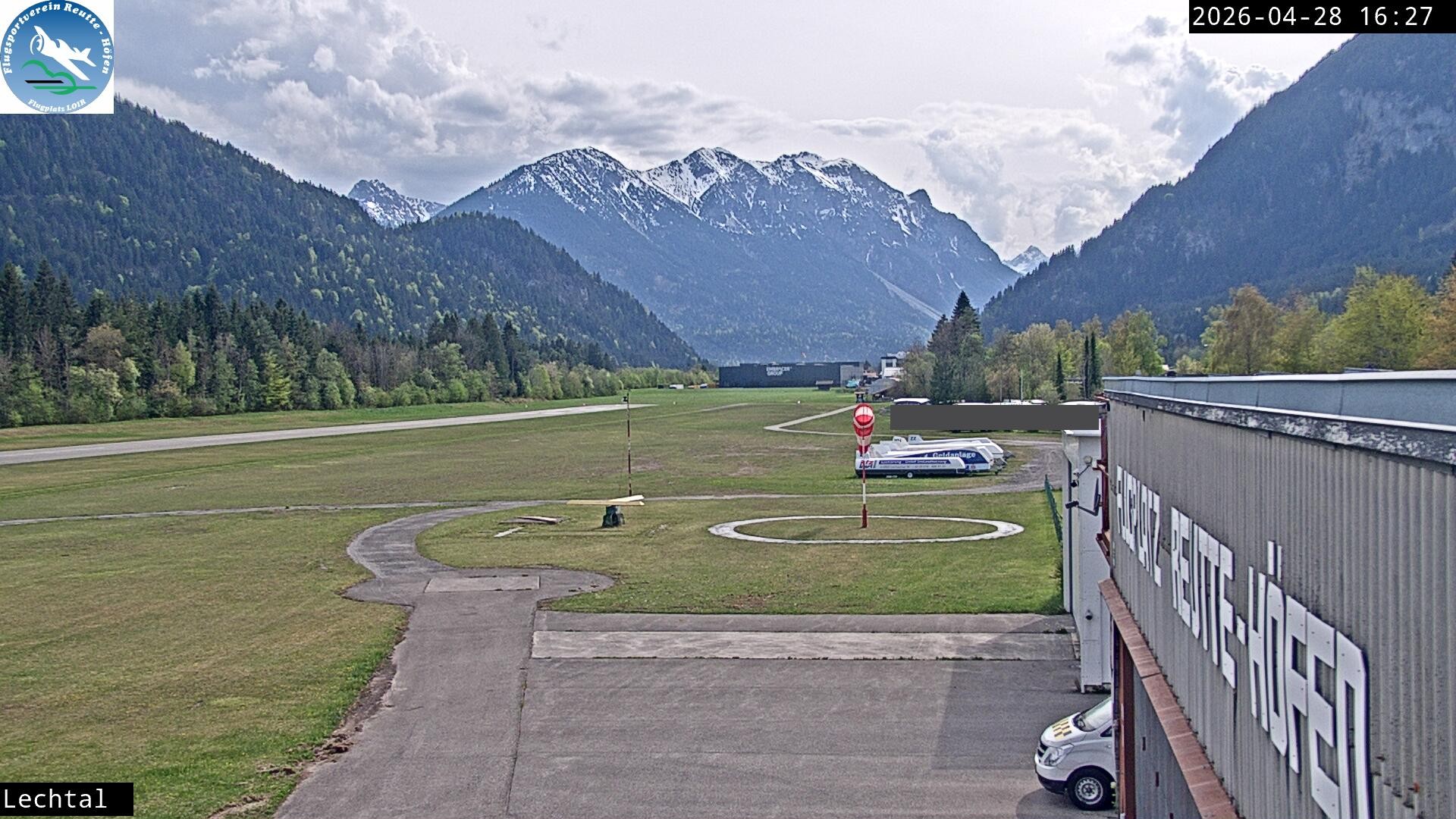 Archived image Webcam Hoefen airport, Tyrol
