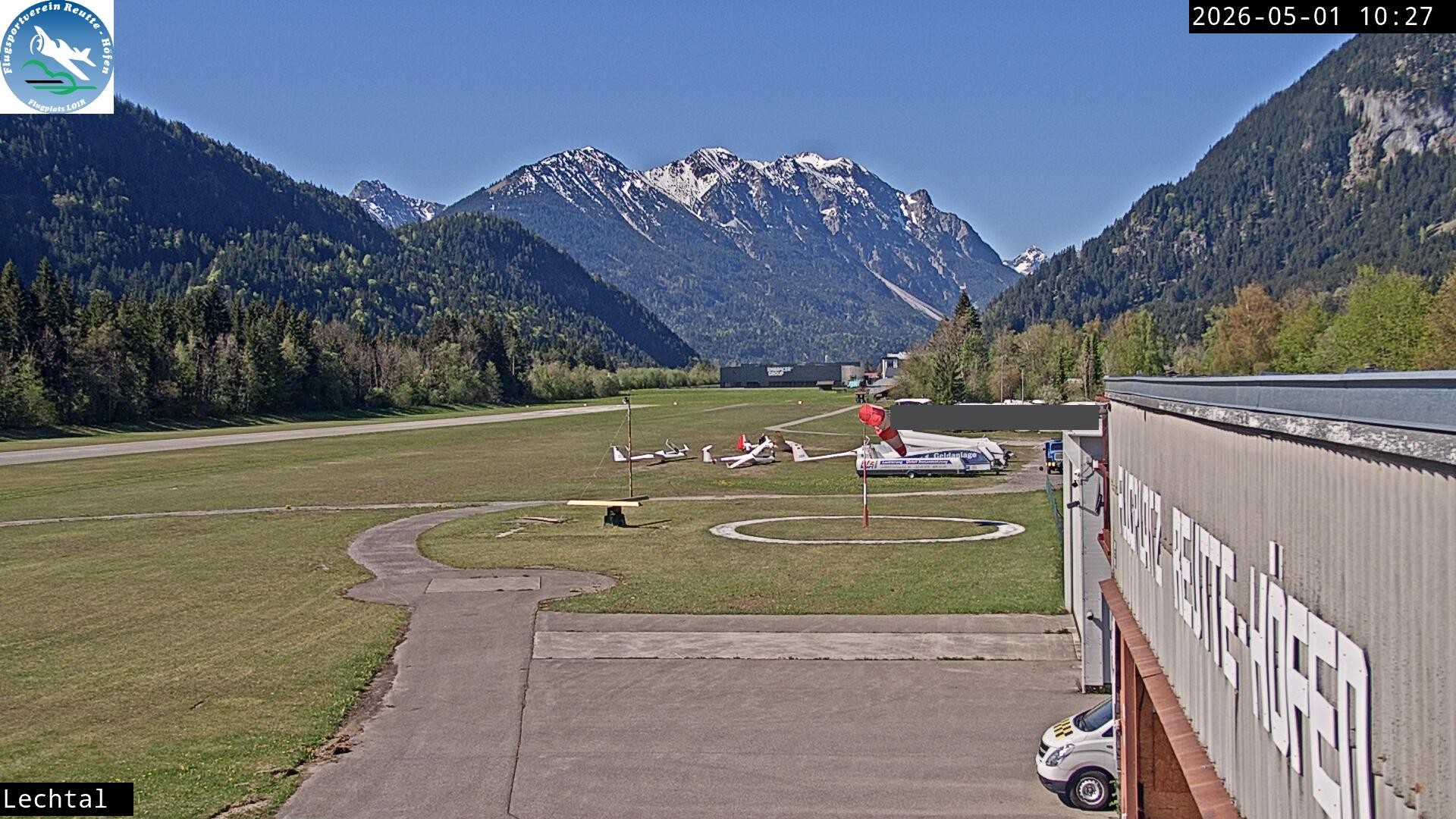 Archived image Webcam Hoefen airport, Tyrol