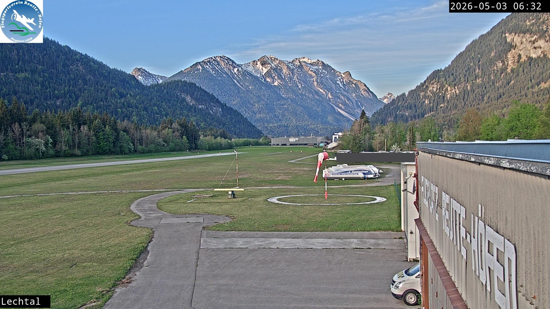 Archiv Foto Webcam Flugplatz Höfen, Tirol