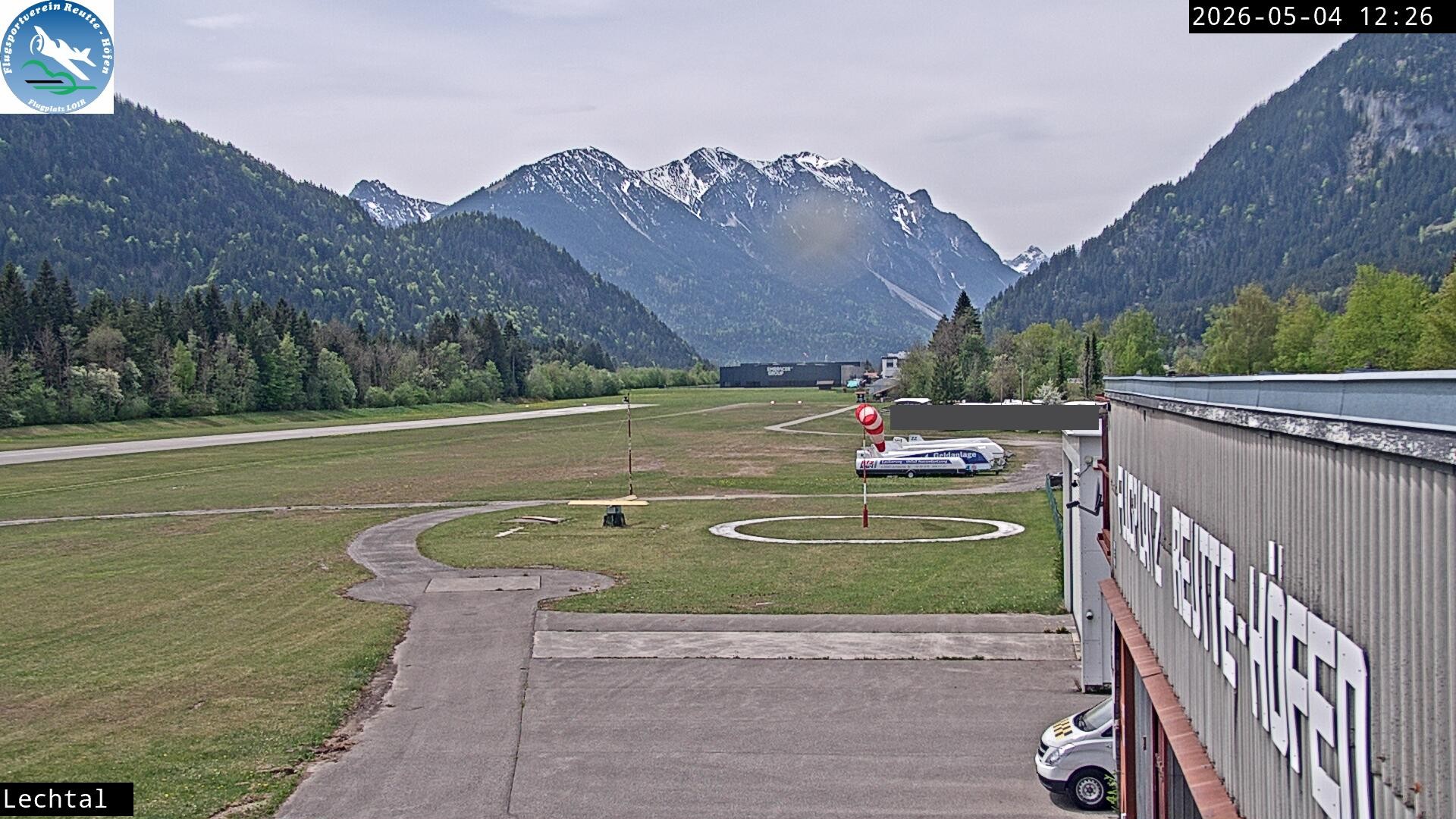 Archived image Webcam Hoefen airport, Tyrol